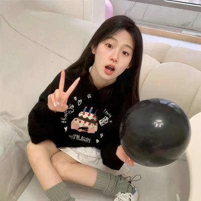 黑影窥窗